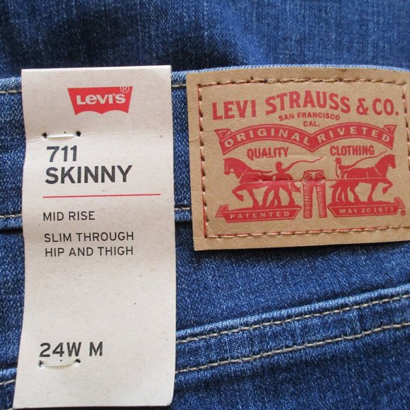 Levi's 711 Skinny Crop Destroyed Jeans - Picture 8 of 9